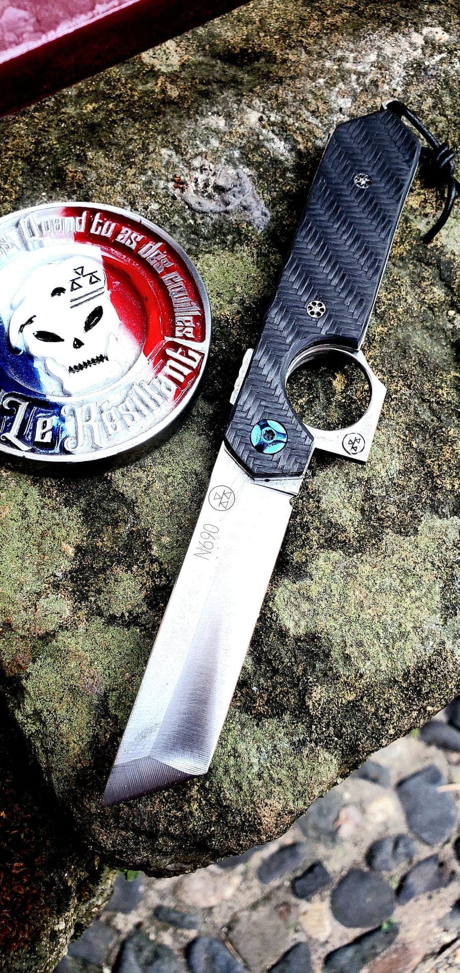 Le Mini Tanto — N690 + fibre de carbone